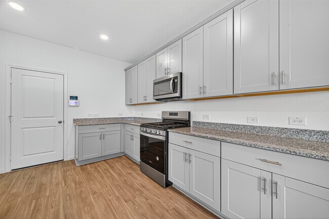 Building Photo - 1028 Laguna Cv Dr