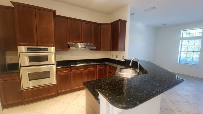 Building Photo - Absolutely Stunning 3 Bed 2.5 bath in Palencia St Johns County