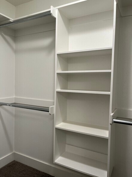 2nd Bedroom Closet - 10660 Brothers Ln