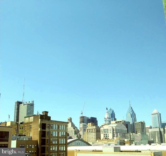 Building Photo - 1010 Race St