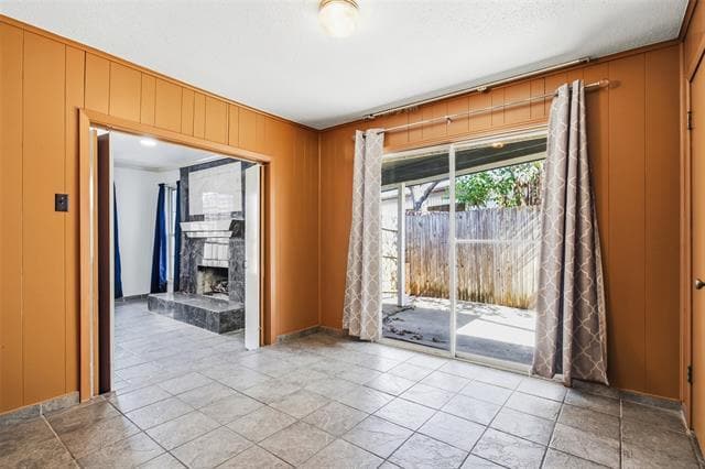 Building Photo - 5338 Wonder Dr