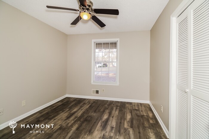 Building Photo - 301 Maid Stone Rd