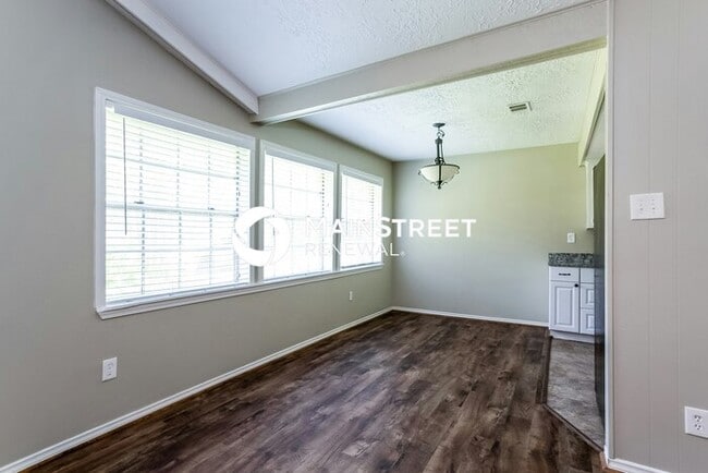 Building Photo - 3 Bedroom Pet-Friendly Home in Porter, TX ...