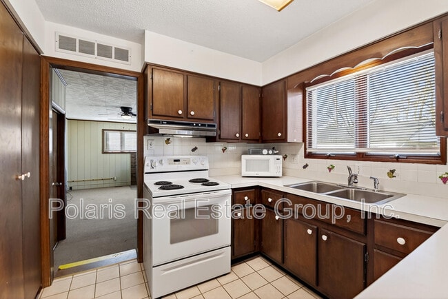 Building Photo - 4646 Susy Ln