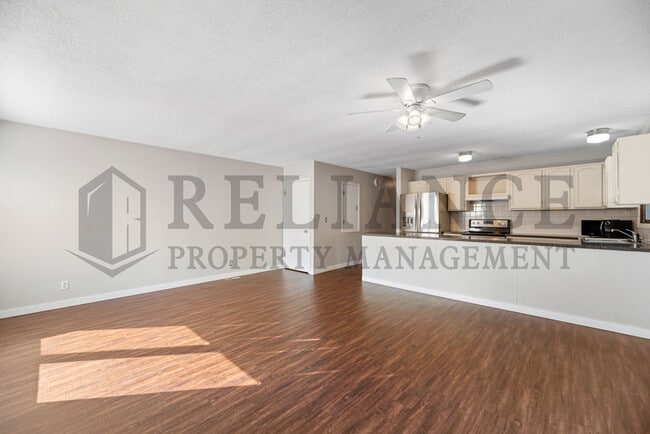 Building Photo - 1511 S Edwards St