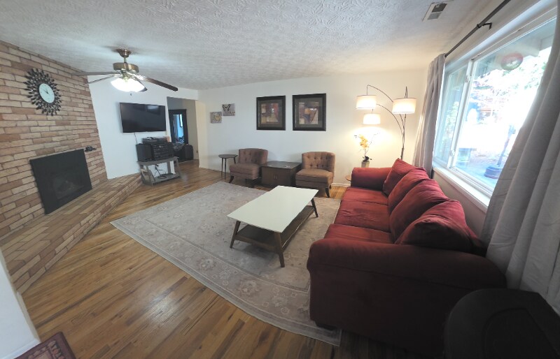 Building Photo - 17112 SE Jade Ct