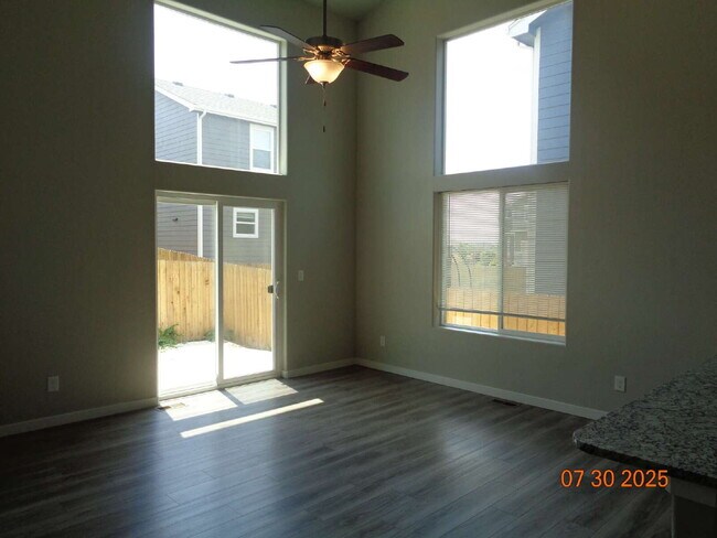 Building Photo - Great neighborhood! with open space and wa...