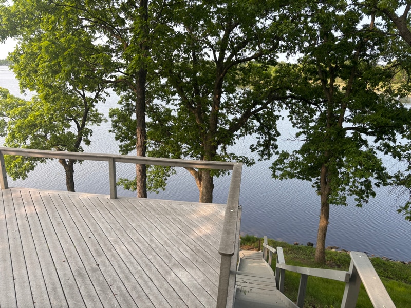 Building Photo - 646 Island