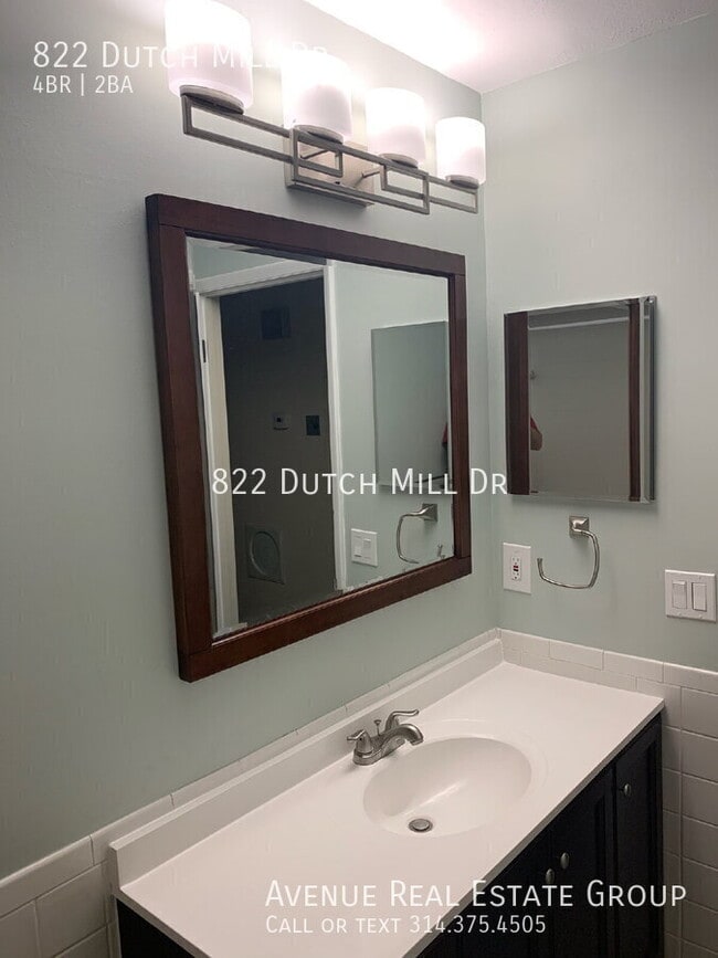 Building Photo - 822 Dutch Mill Dr