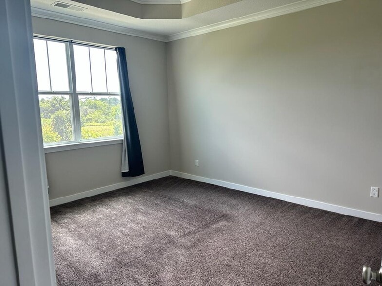 Building Photo - 408 Fishers Ct