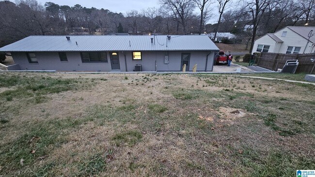 Building Photo - 105 Woodland Rd