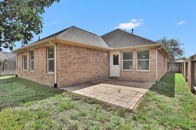 Building Photo - 28234 Sweet Oak Ln