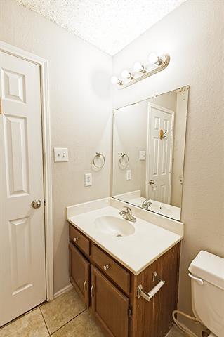 Building Photo - 1321 Overlook Dr