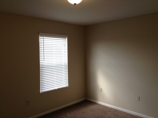 Building Photo - 8460 Moonstone Ct