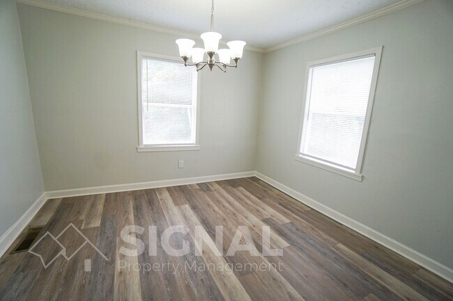 Building Photo - 5504 Ter O