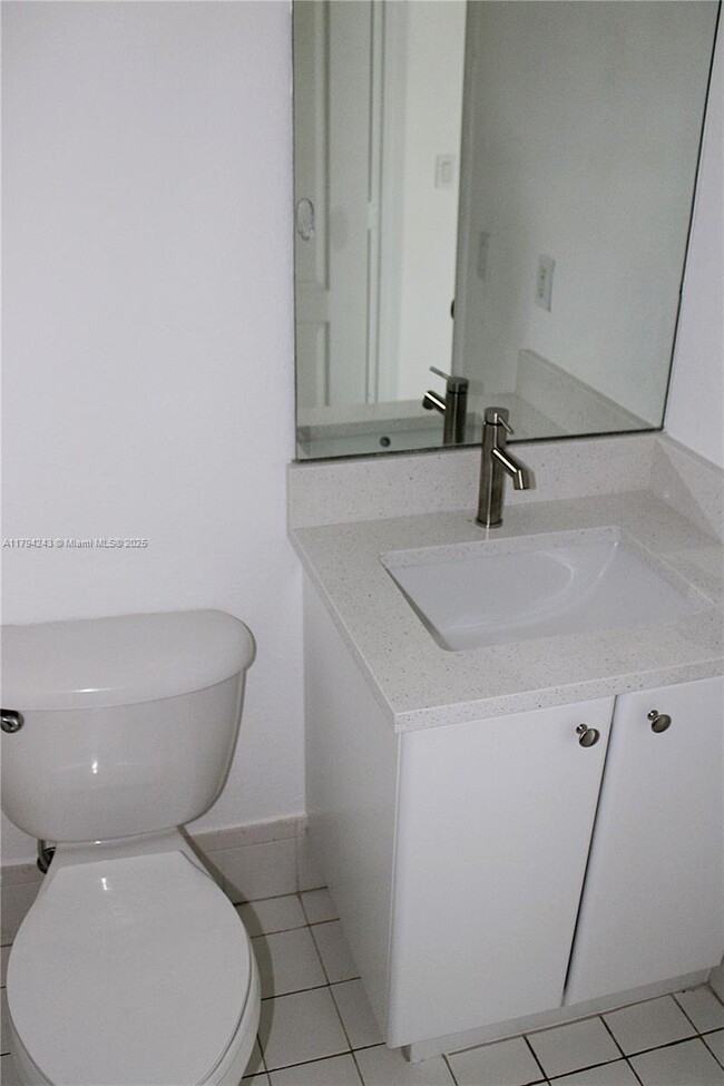 Building Photo - 4435 SW 160th Ave