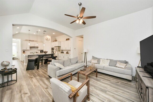 Building Photo - 920 Pismo Crk Ln
