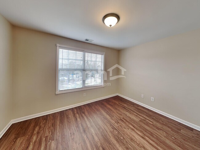 Building Photo - 116 Ruland Cir