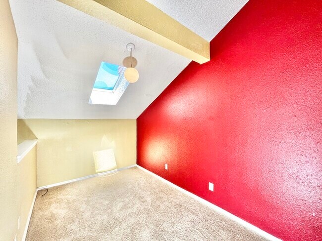 Building Photo - 503 Ranch Trail