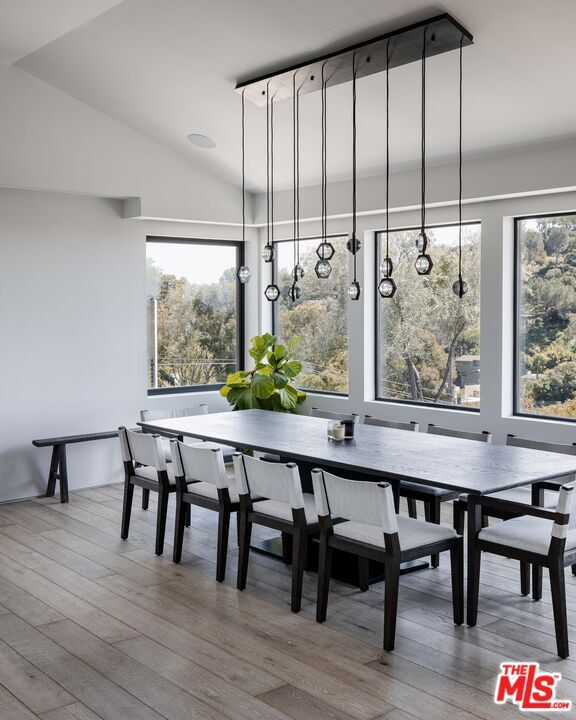 Building Photo - 2532 Canyon Oak Dr