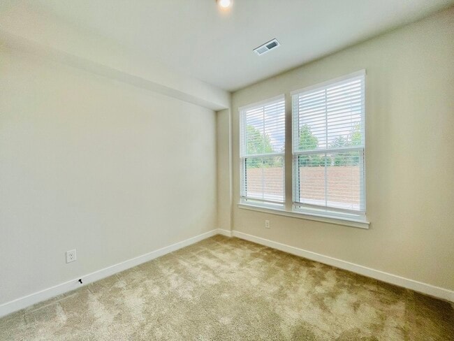 Building Photo - 3206 Coquina Ln