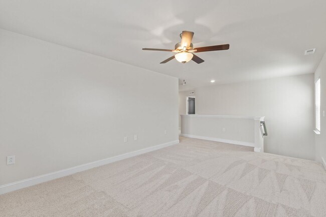 Building Photo - **Beautiful Wendell Falls Home 3/2.5 with Office, Loft & Fenced in Yard**