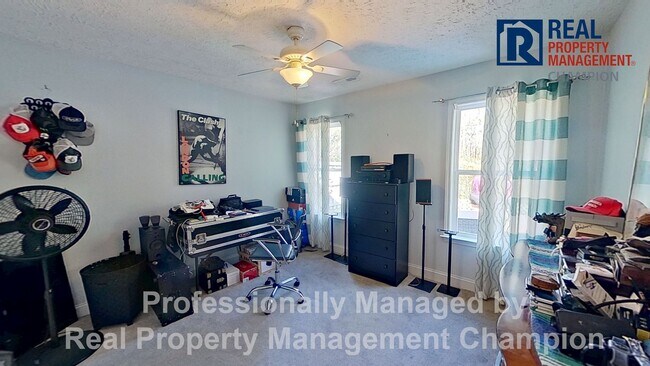 Building Photo - Immaculate Home Featuring Open Floorplan, Soaring Ceiling and Bonus Room