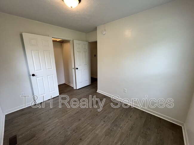 Building Photo - 4807 IN-39