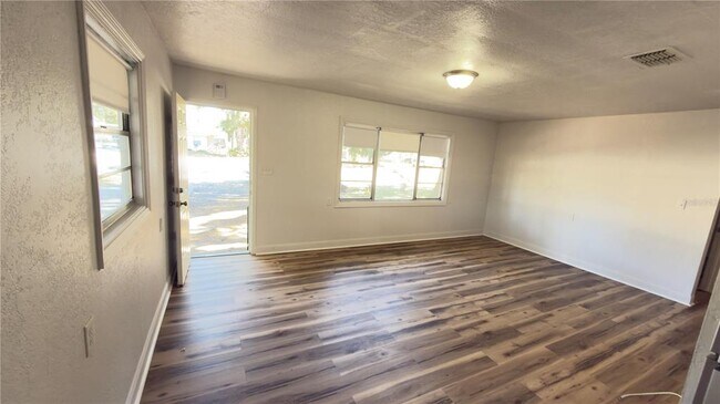 Building Photo - 5625 5th St