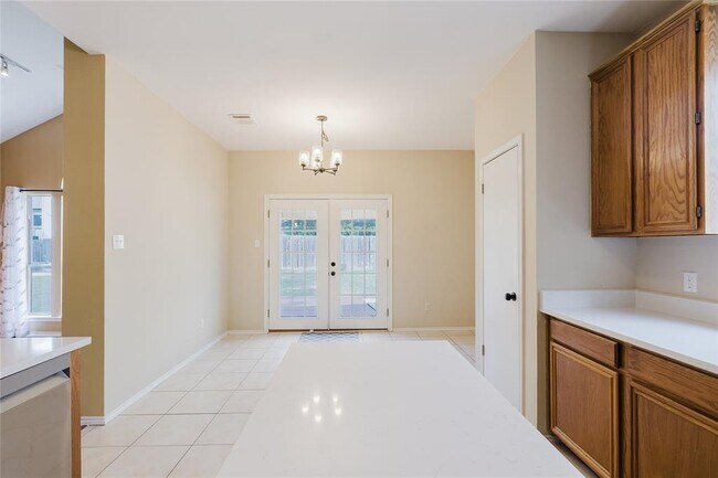 Building Photo - 6614 Bramber Ln