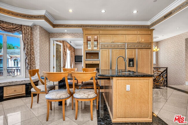 Building Photo - 11244 Briarcliff Ln