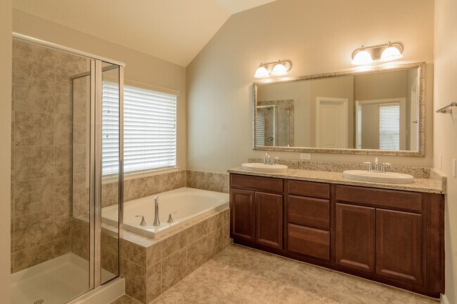 Building Photo - 3407 Sunlight Hill Ln