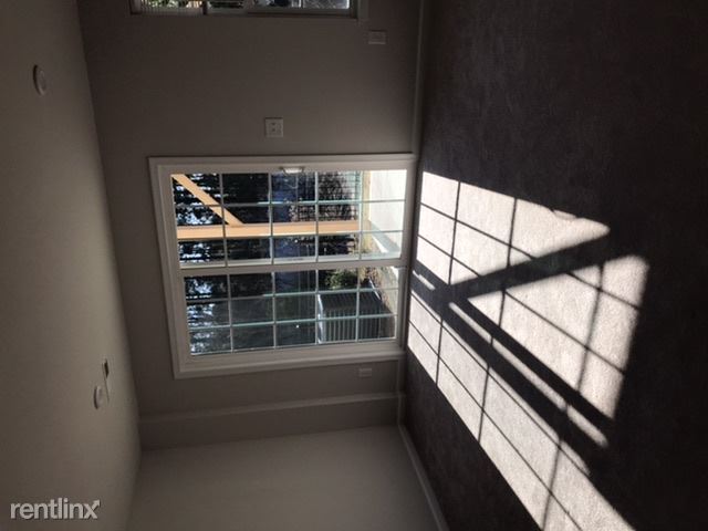 Building Photo - 3 br, 3.5 bath Townhome - Village of Apex