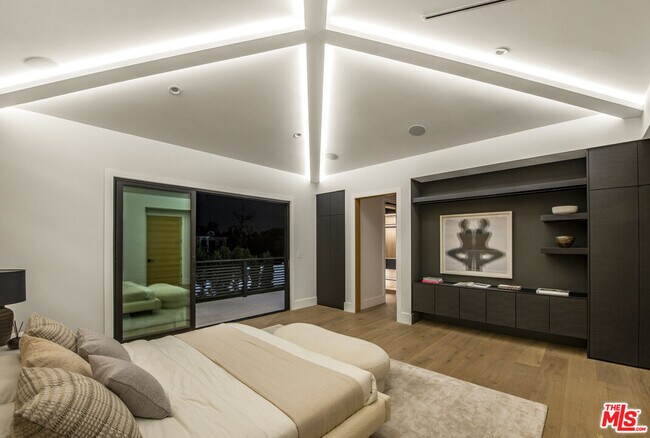 Building Photo - 17341 Amina Pl