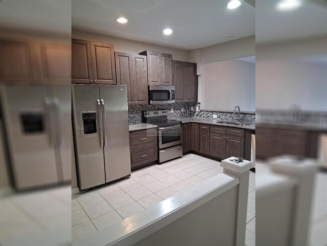 Building Photo - 2534 Glenrise Pl