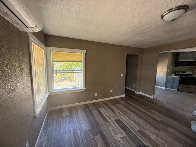 Building Photo - 4354 Greensprings Dr