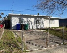 Building Photo - Remodeled Single Story Home in Parchester ...