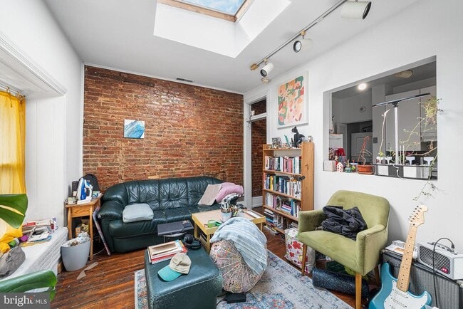 Building Photo - 3848 Terrace St