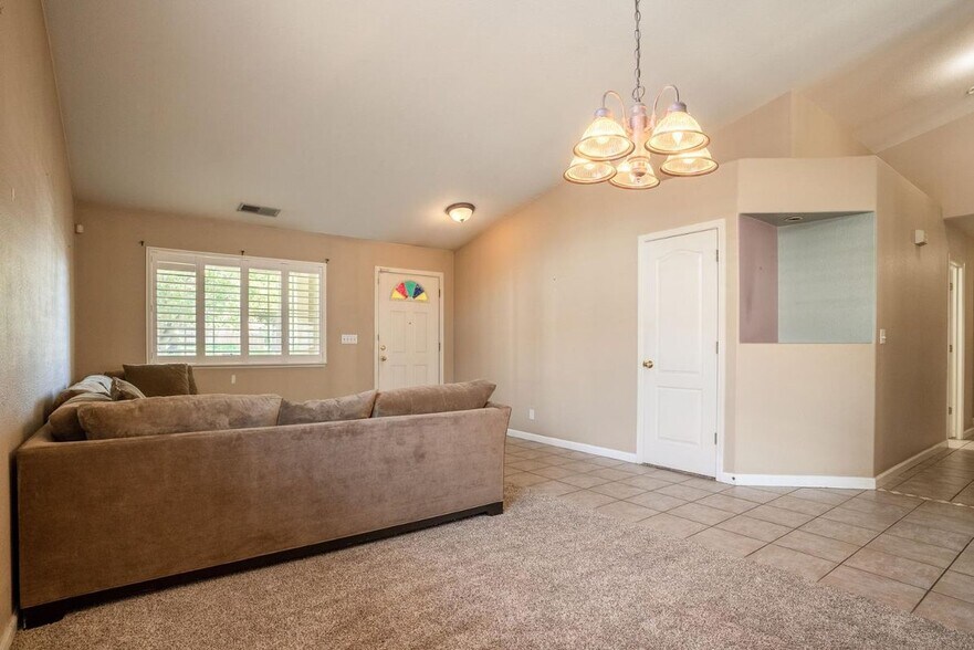 Building Photo - 5304 Countrybrook Ln