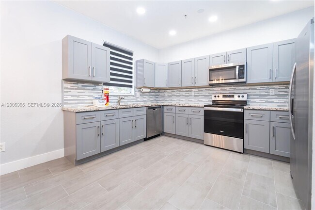 Building Photo - 3515 Shoma Dr