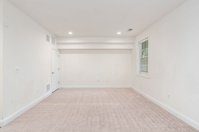 Building Photo - Your Next Home: Modern 3-Level Townhome with Garage, Deck & Huge Flex Space