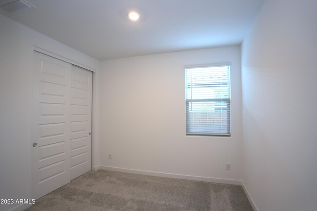 Building Photo - 9447 W Turney Ave