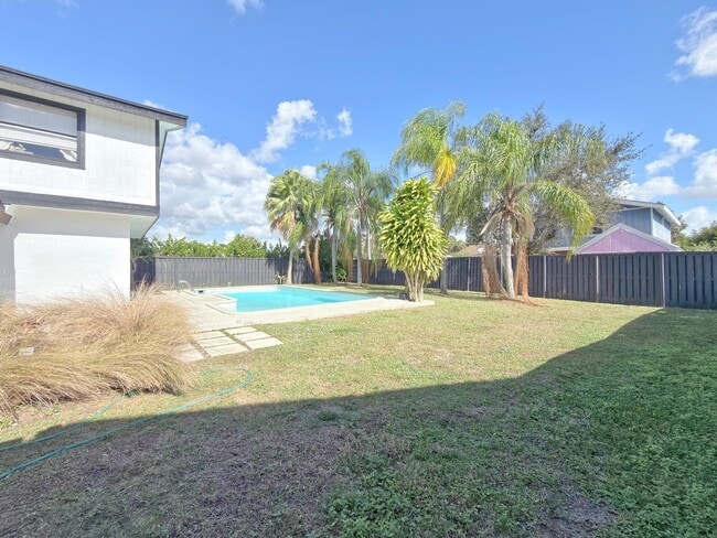 Building Photo - 760 Windtree Way