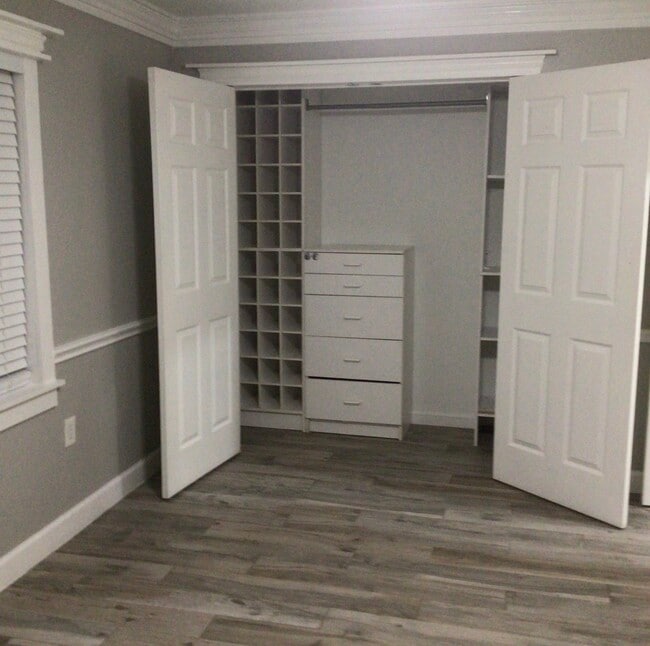 Building Photo - 15447 Avenue C