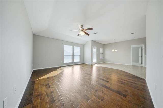 Building Photo - 2007 Sterling Gate Dr