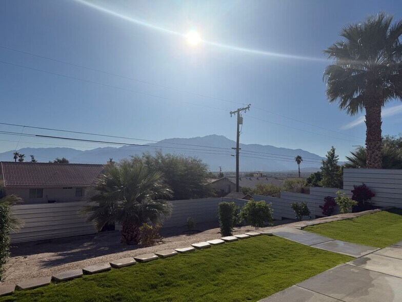 Building Photo - 66191 Mission Lakes Blvd