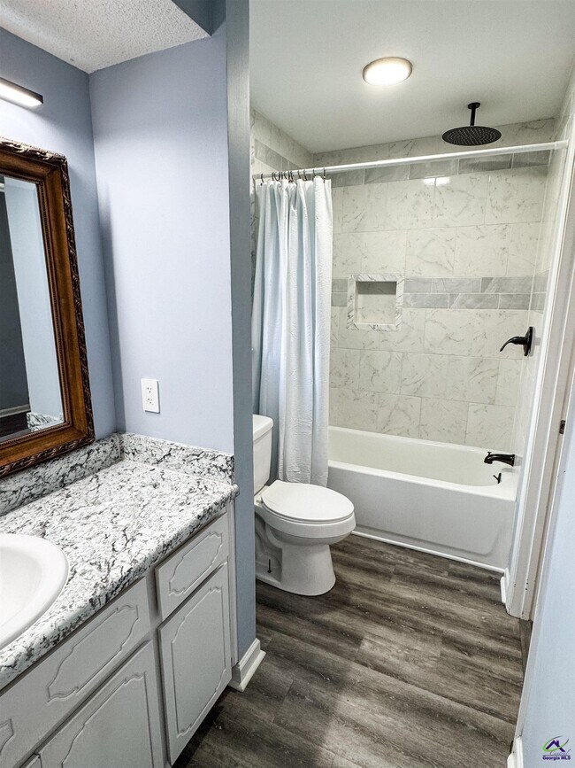 Building Photo - 2108 Marshallville Rd