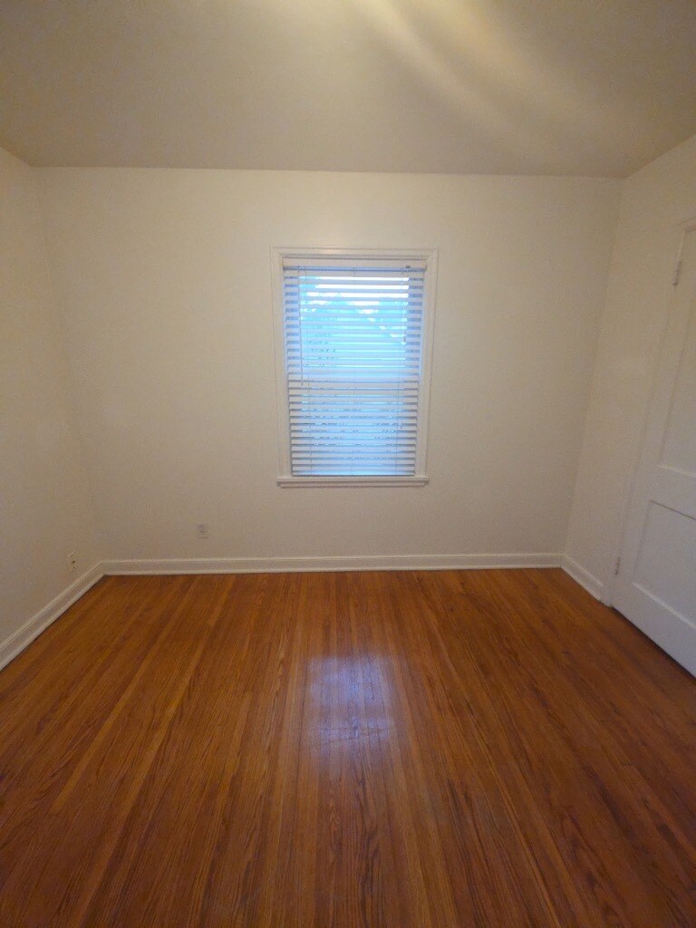 Building Photo - 656 Cleveland Ave S