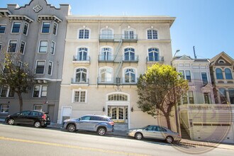 Building Photo - Pacific Heights - 1 BR, 1 BA Condo 650 Sq. Ft. - 3D Virtual Tour, Storage