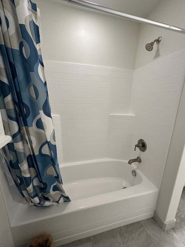 Building Photo - GORGEOUS Bountiful Home!!!